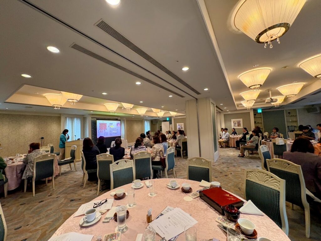 沖縄県法人会連合会女性部会連絡協議会
